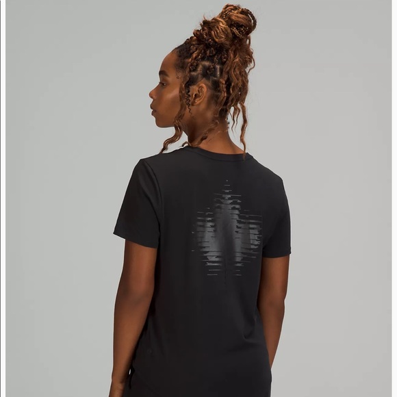 Lululemon Shirt - Picture 10 of 11